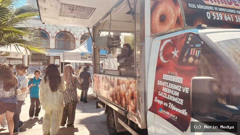 Fethiye’de Gaziler Günü Öncesi Lokma İkramı